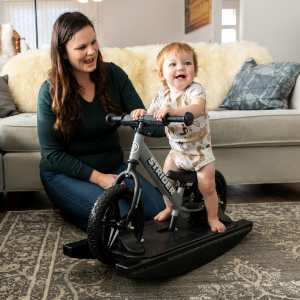 What’s differences between Traditional Kick Scooters and Kickboard Scooters