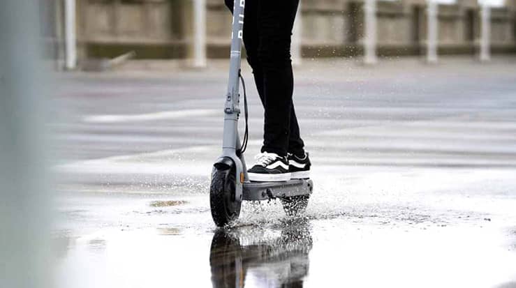 Are Electric Scooters Safe In Thunderstorms