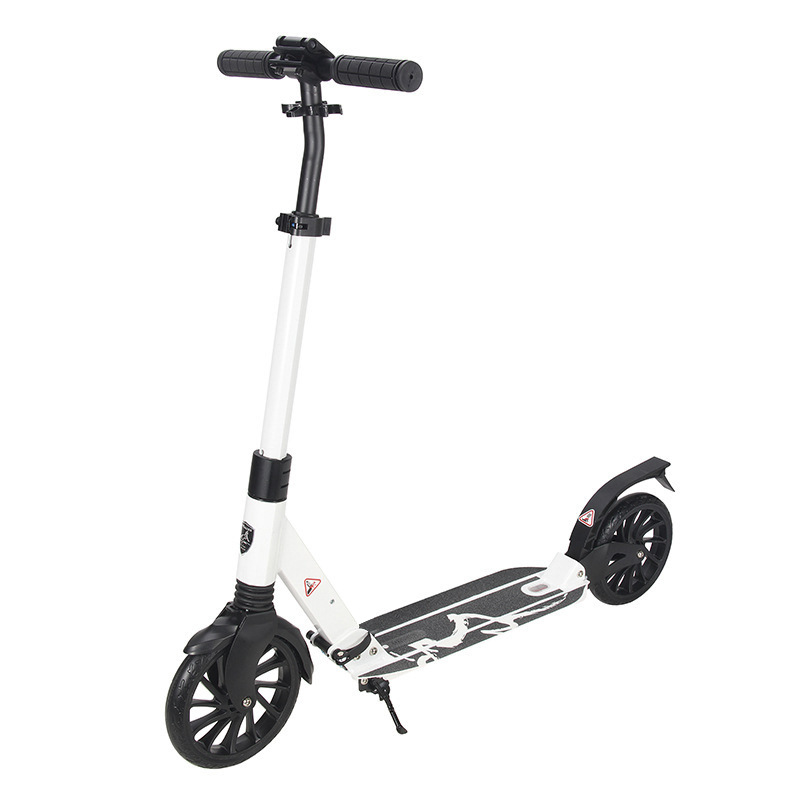New Style Aluminum Two Wheeled Adult Scooter Children Teenagers Double Shock Absorption Foldable Scooter
