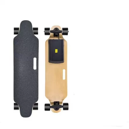Four Wheel Dual Drive All Terrain Off Road Electric Skateboard Four Wheel Suspension Shock Absorb High Speed Adult Wireless Remote Control Electric Vehicle Skateboard