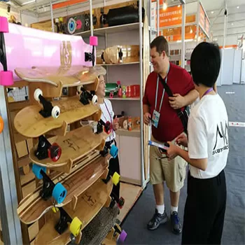Find Your Perfect Ride: Choosing The Right Longboard Complete For Your Skills And Style