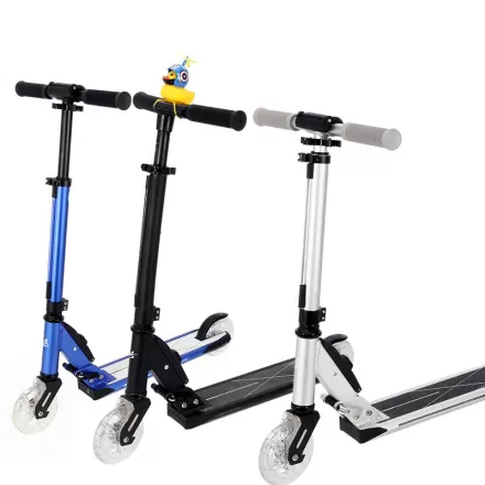 Easy Folding Mechanism Lightweight Adult Two Wheel Scooter With HandBrake Foldable Aluminum Alloy Disc Brake Scooter