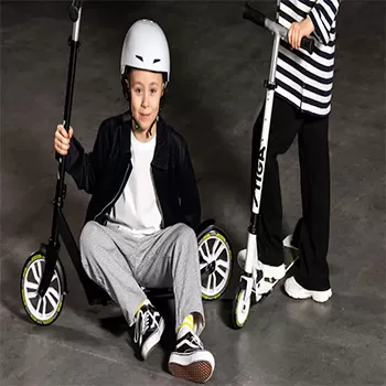 How Step-Through 145mm Wheel Adult Scooter Functions?